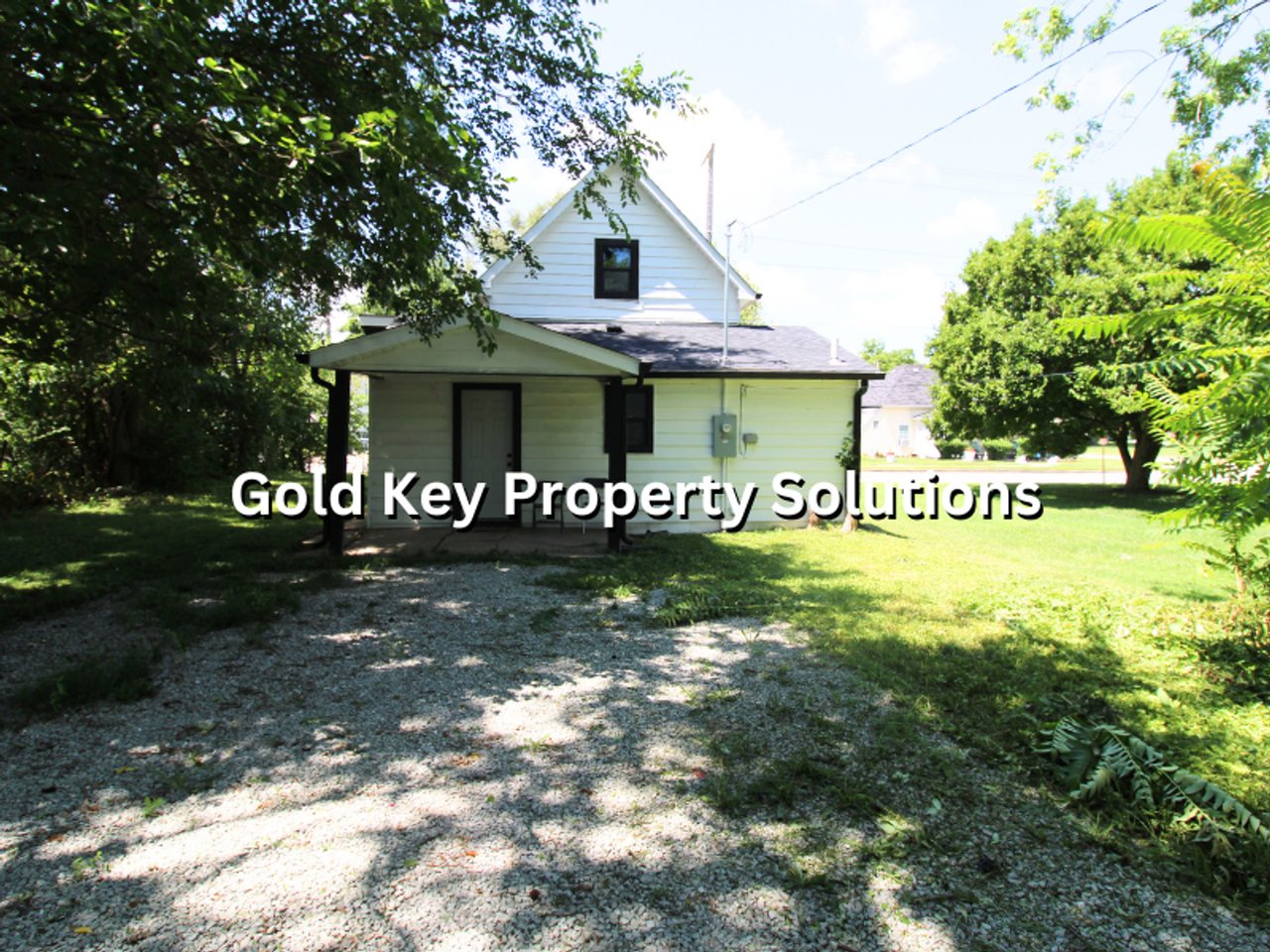 1512 Locust St - Photo 4 of 19