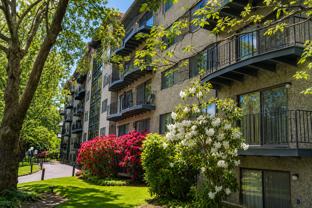 Park Plaza Apartments - Photo 1 of 1