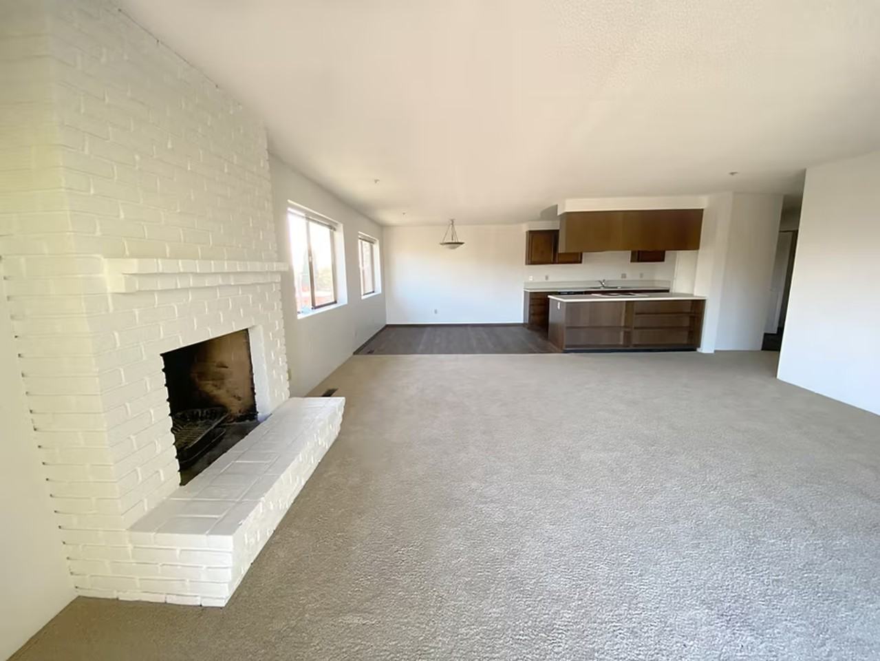 Park Plaza Apartments - Photo 7 of 28