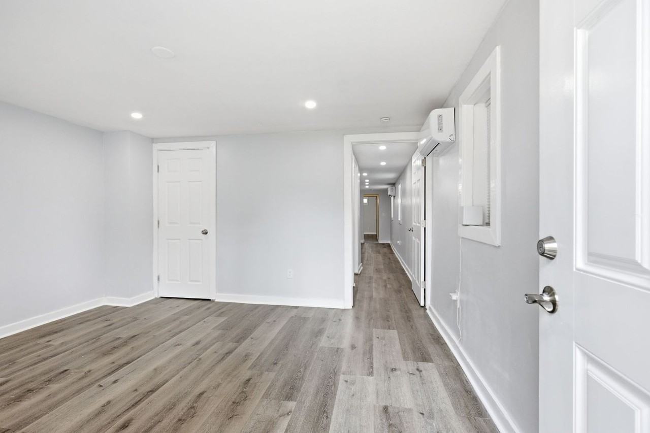 2834 Clifton Ave - Photo 4 of 27