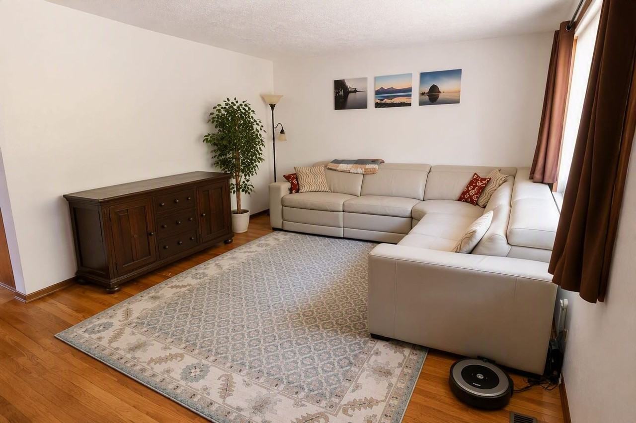 4140 Sussex St - Photo 3 of 27