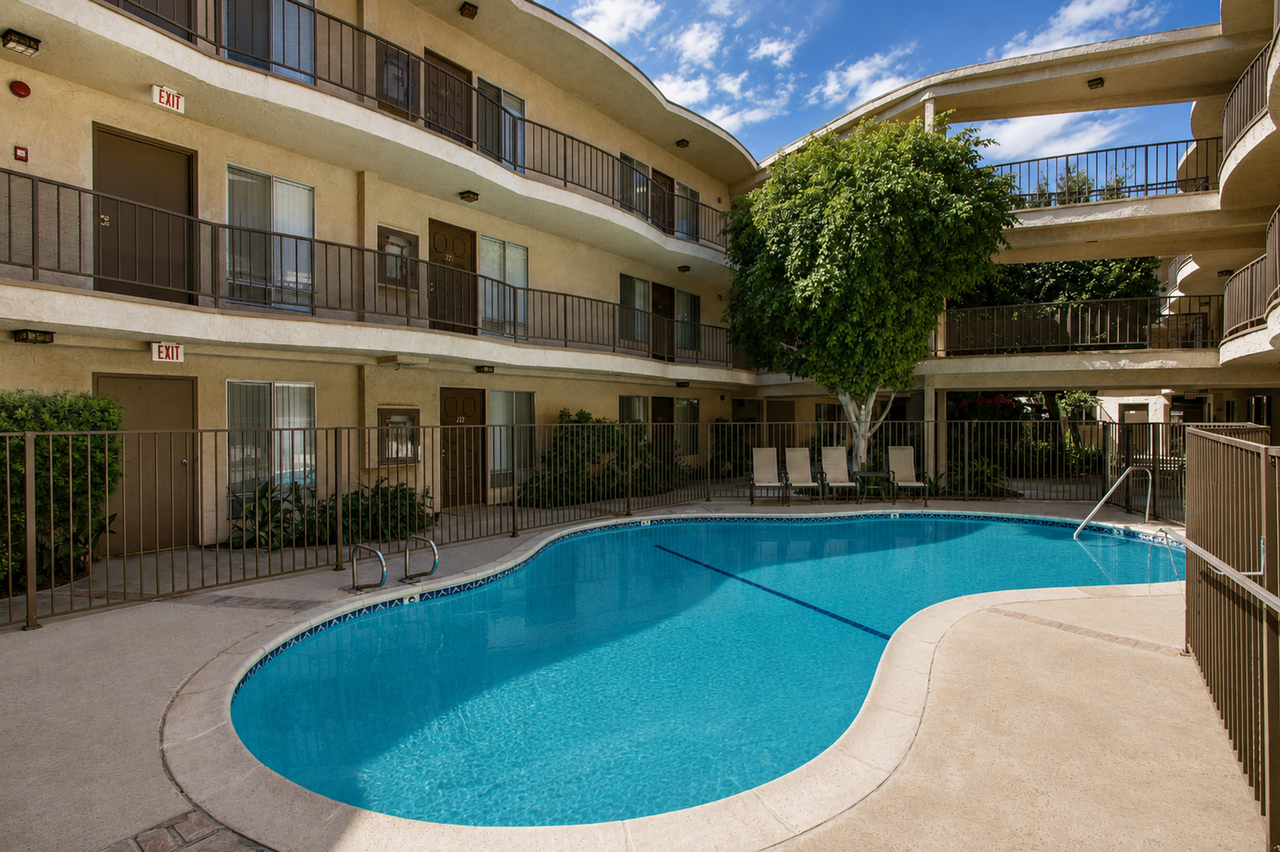 Chateau Vincennes - Photo 7 of 35