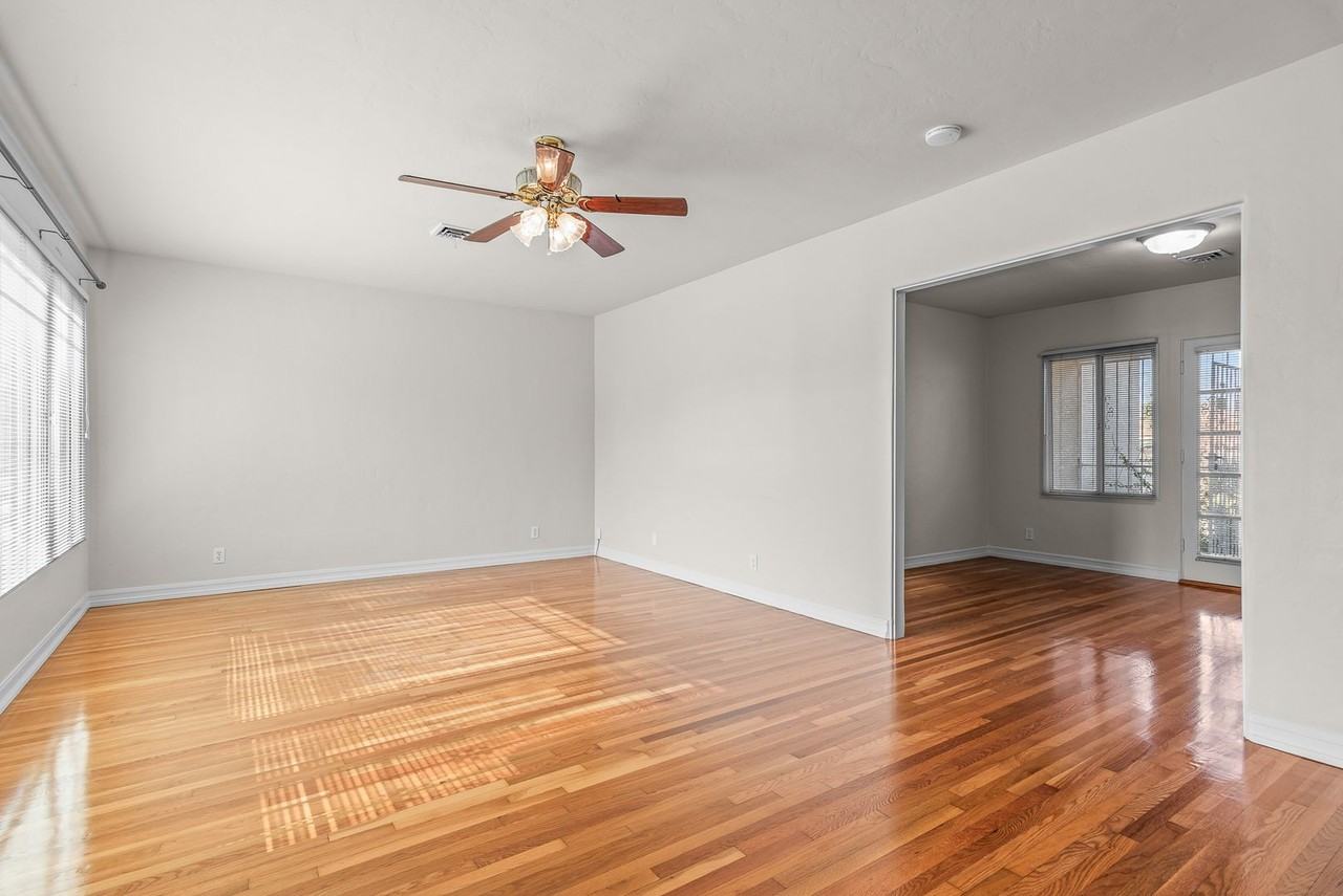 4734 College Ave - Photo 4 of 35