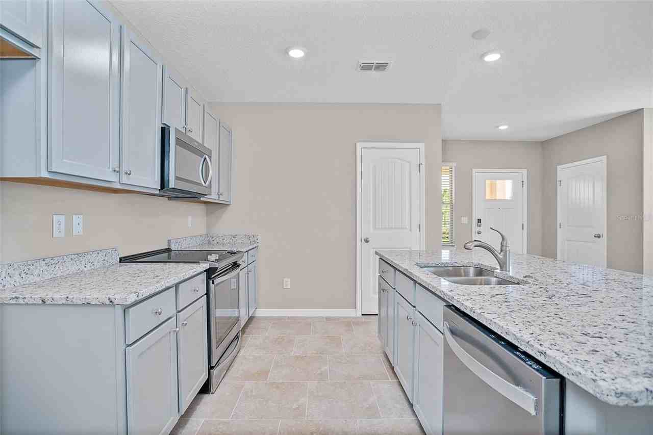 11092 Great Rock St - Photo 7 of 38