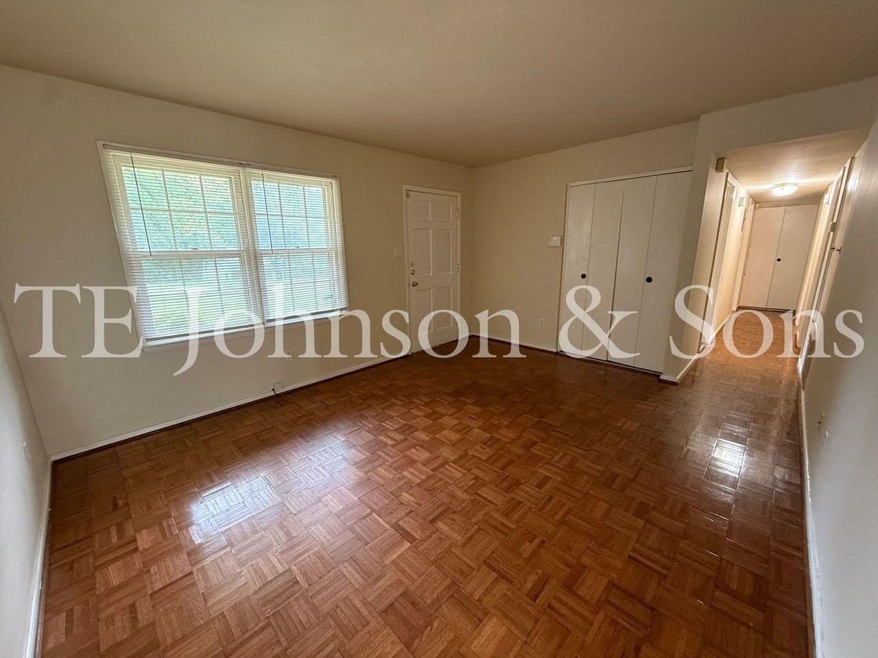 4218 S Jasmin Ct - Photo 5 of 44