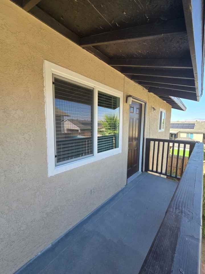 801 Capehart Ct - Photo 4 of 24
