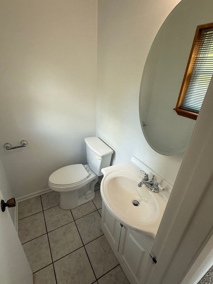 1001 Traci Dr - Photo 5 of 11