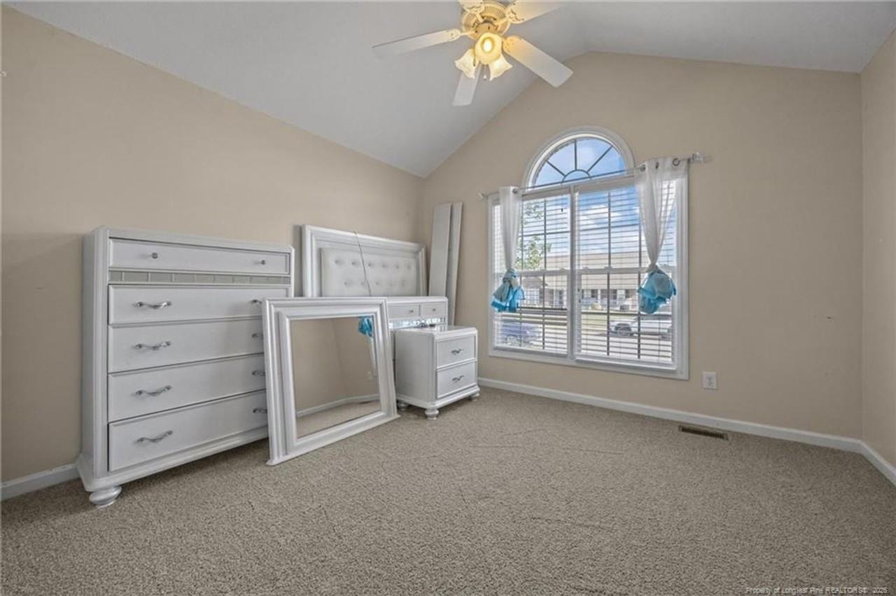3805 Sunchase Dr - Photo 6 of 41