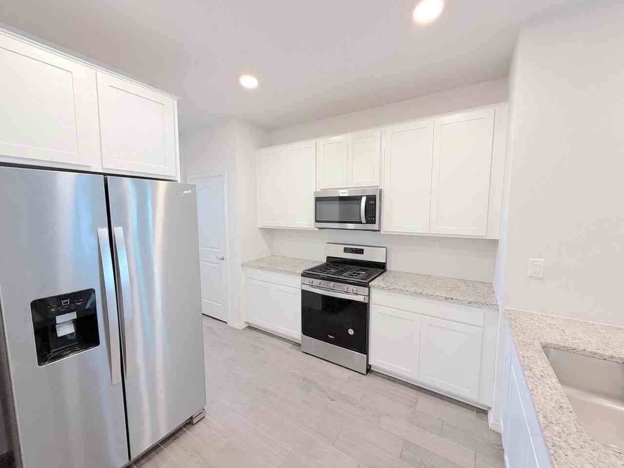 5777 Cosmo Ct Ne - Photo 6 of 30