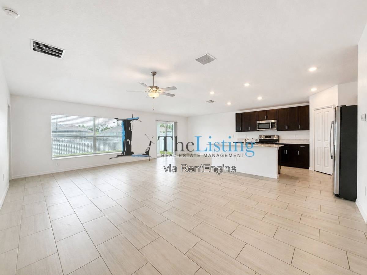 13260 Palmerston Rd - Photo 3 of 10