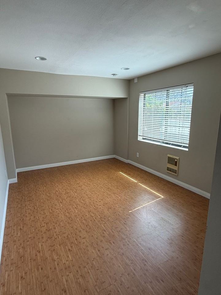 4161 Worsch Way - Photo 7 of 19