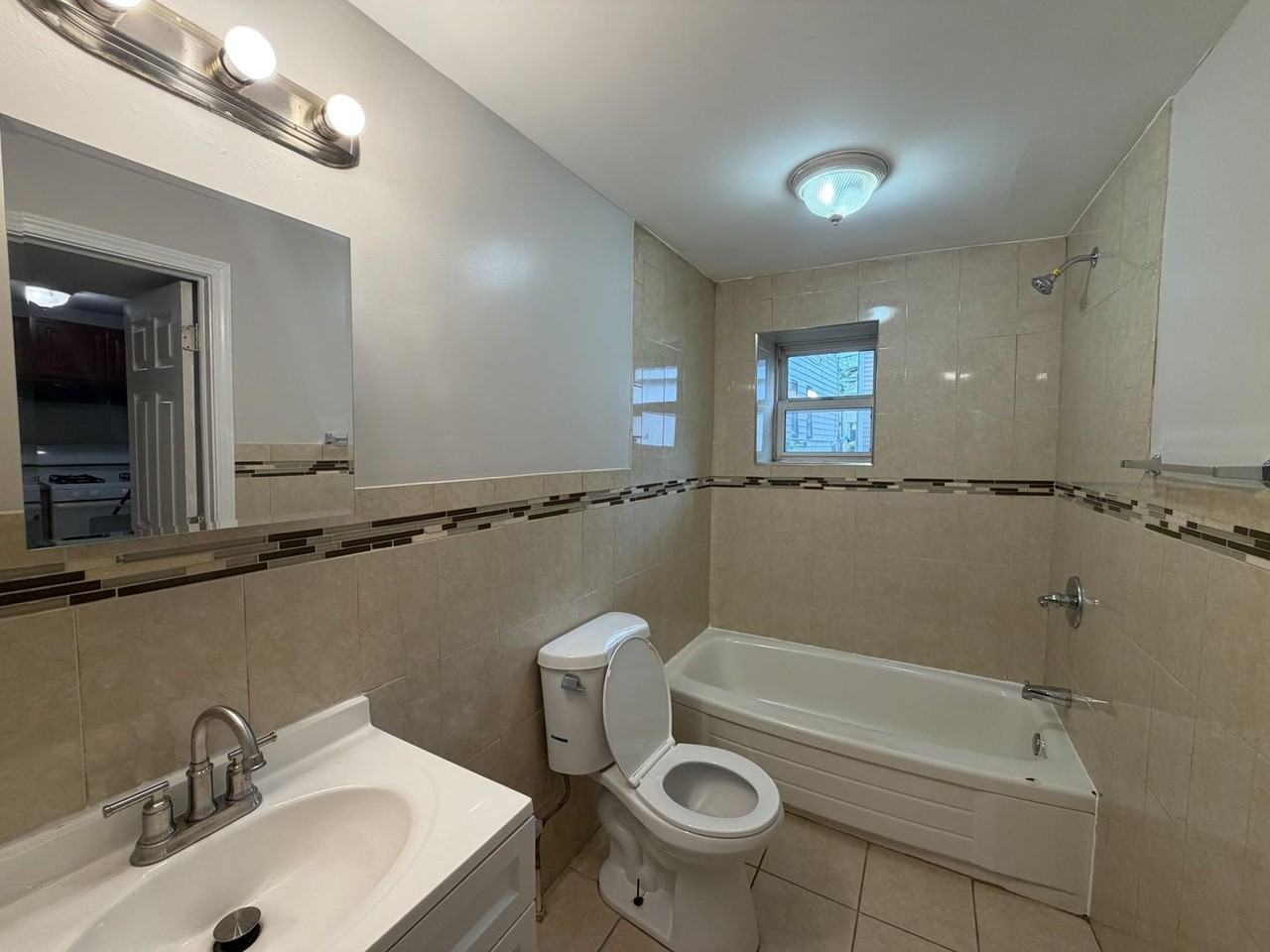 12 Borden Ave - Photo 6 of 10