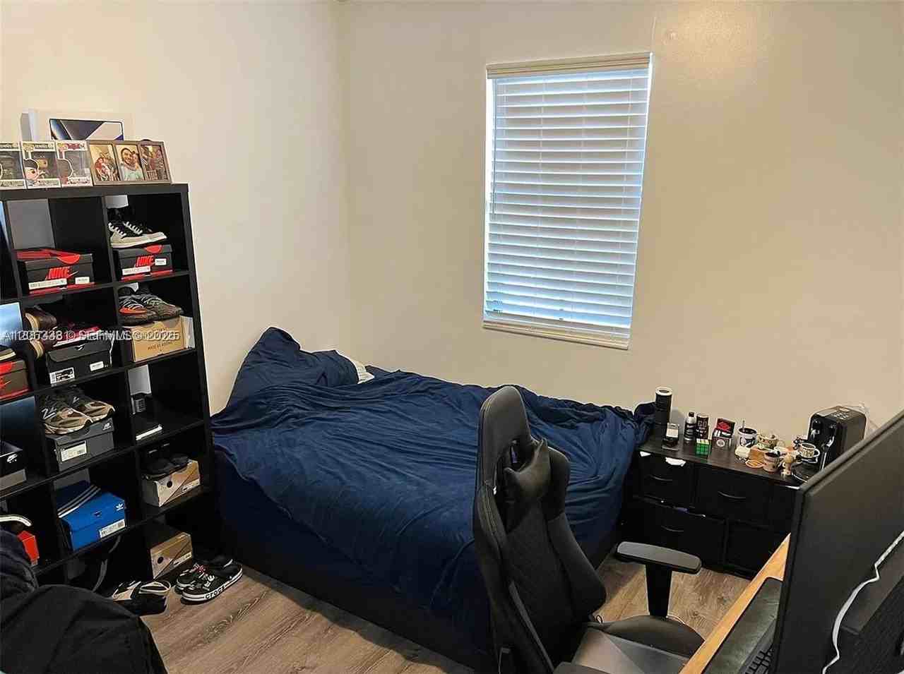 3214 3214 W 97th Street 3214, Hialeah, FL 33018 - 2041 #2041 - Photo 7 of 10
