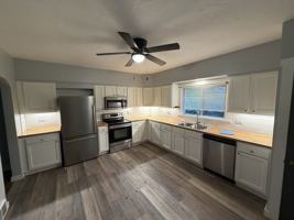 featured image of 726 S Main St