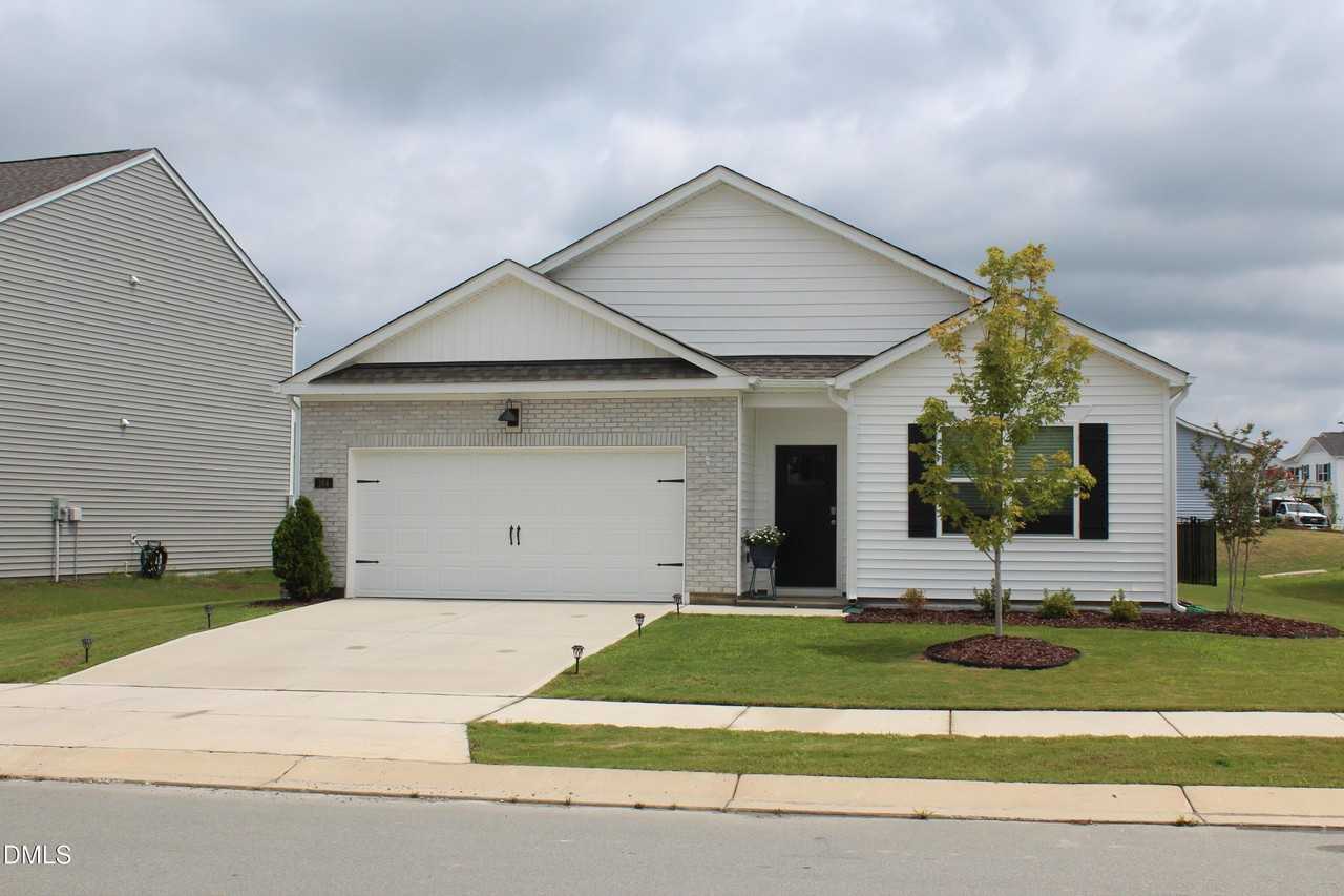 164 Ethel Ln - Photo 3 of 10