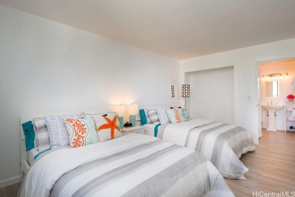 2240 Kuhio Ave #1008 - Photo 5 of 13