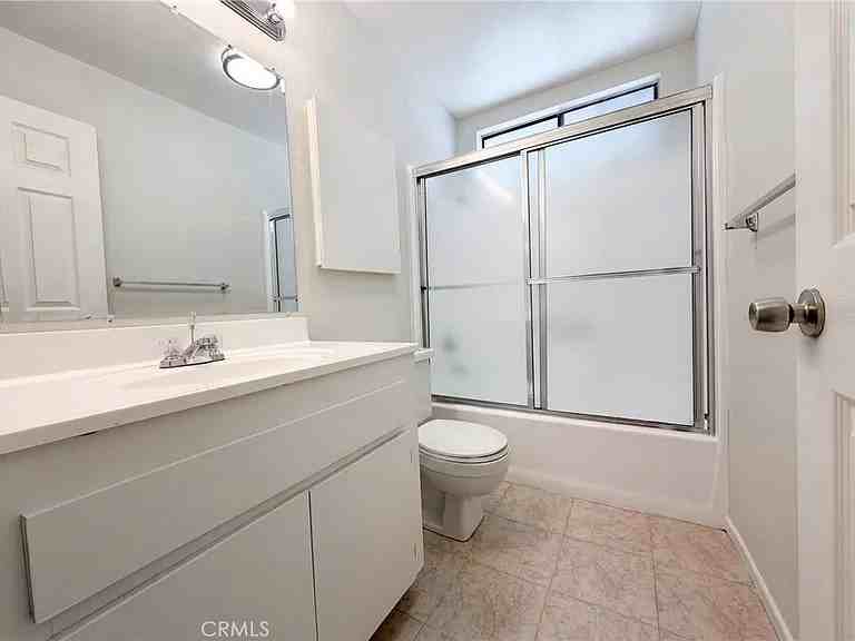 13191 El Rio Road - Photo 7 of 8