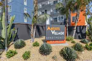 featured image of 300 W 2nd St