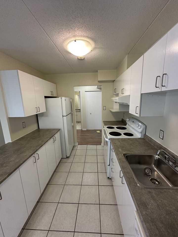 405 Grives - Photo 6 of 29
