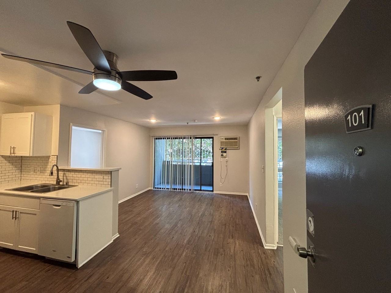 700 S. Berendo Ave - Photo 6 of 21