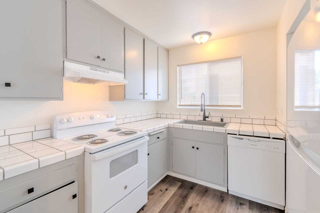 Menclair Apartments - Photo 6 of 17