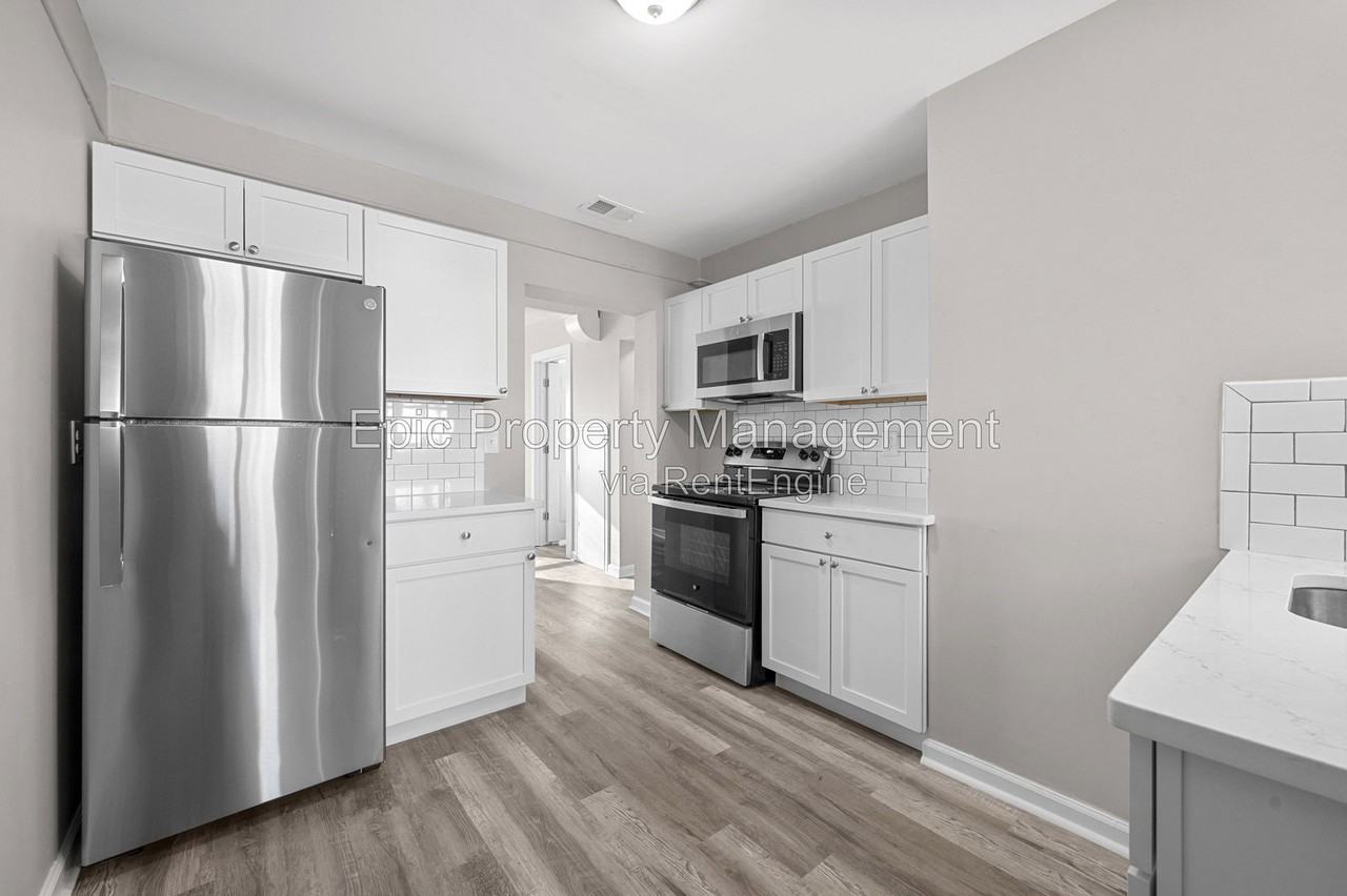 6747 Ford Ave - Photo 3 of 9
