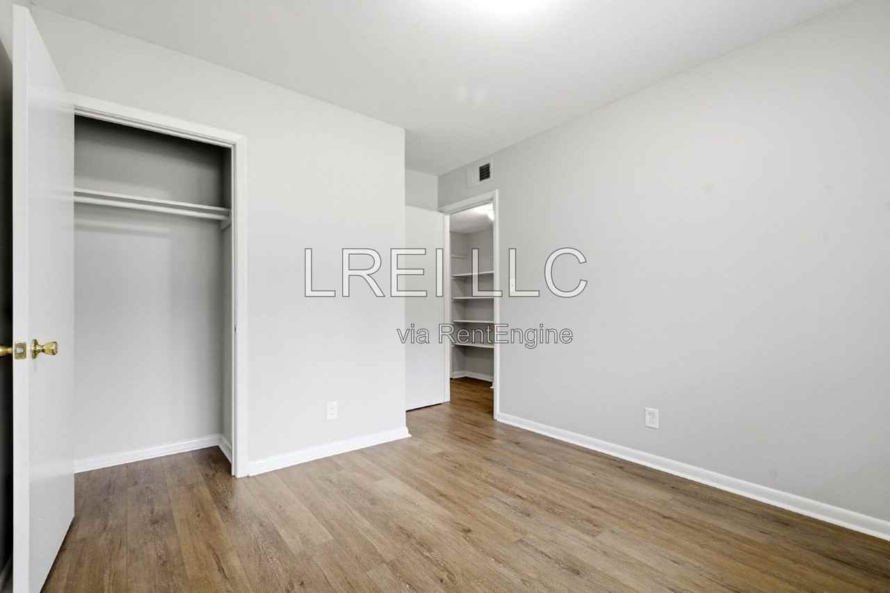 5202 Rural Way - Photo 5 of 13