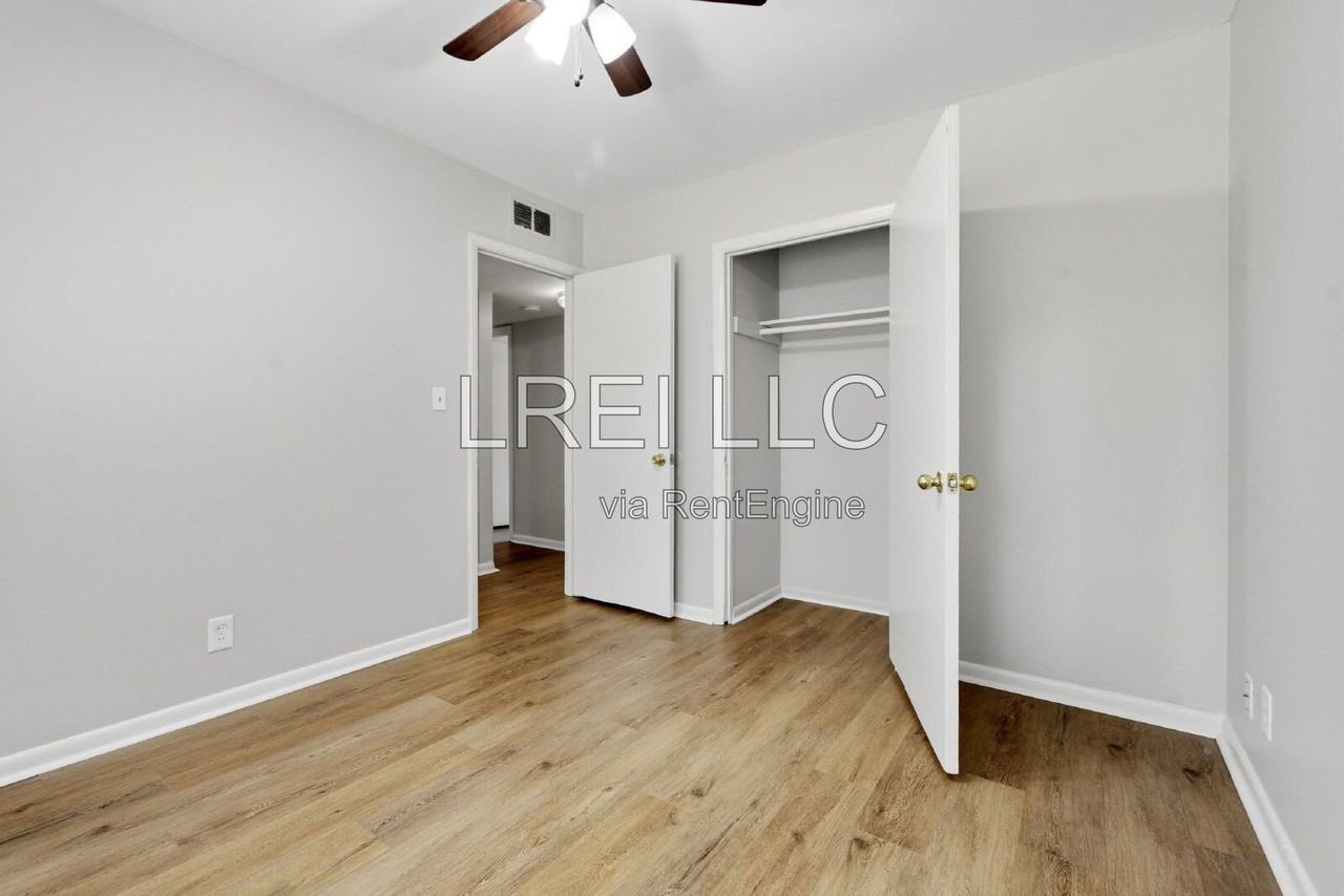 5202 Rural Way - Photo 6 of 13