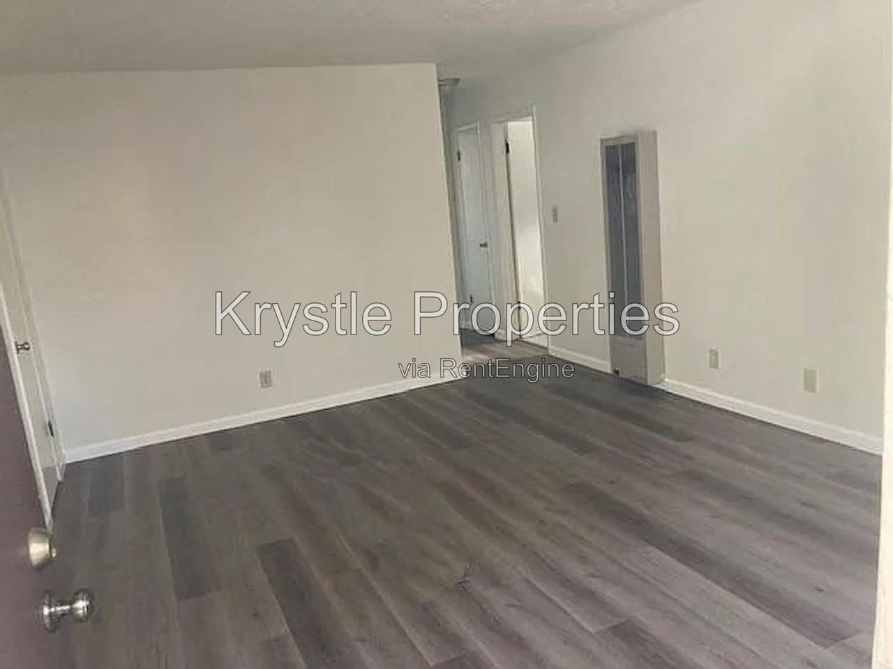 135 W F St - Photo 6 of 11