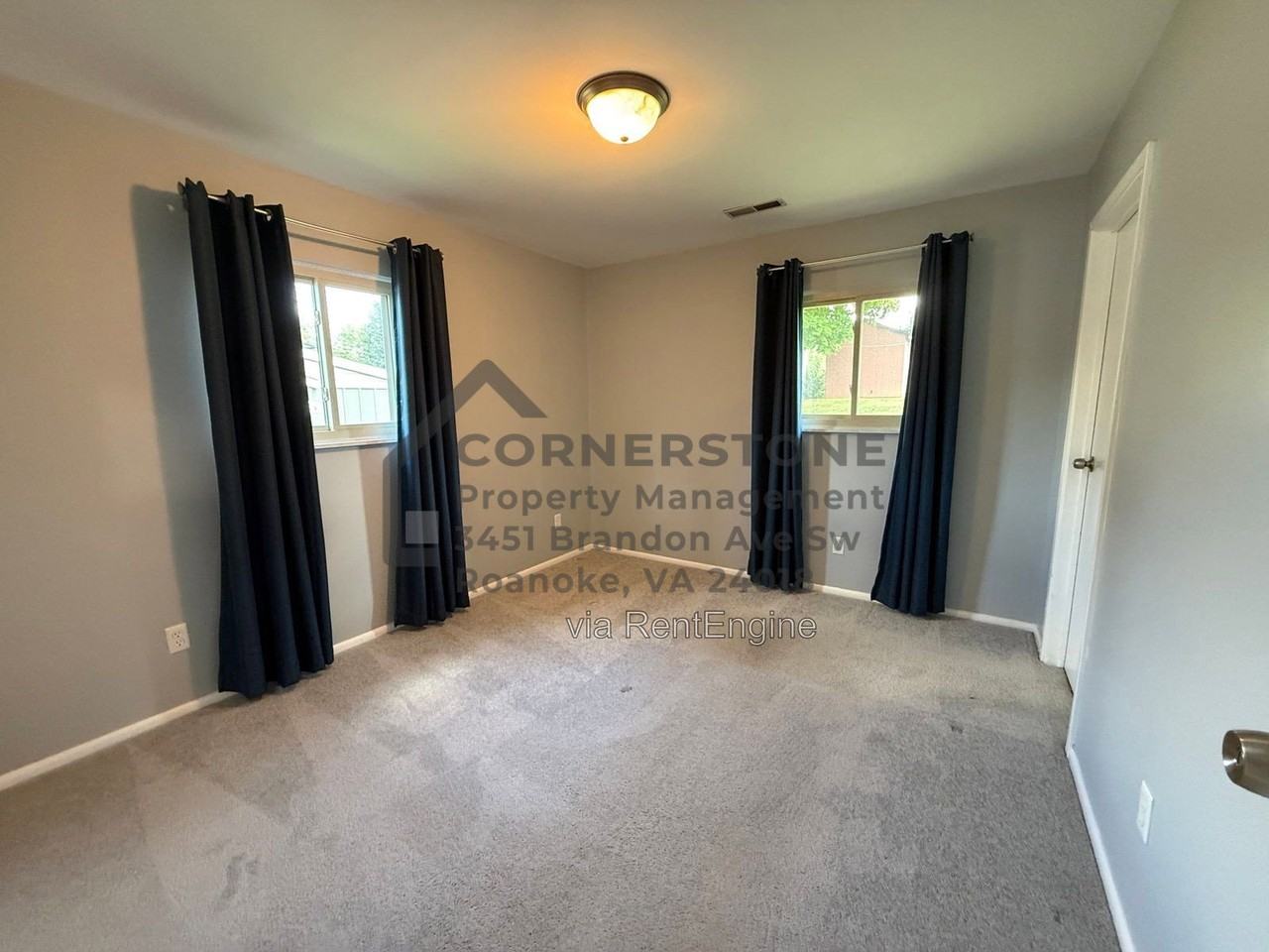 1446 Antrim St - Photo 6 of 16