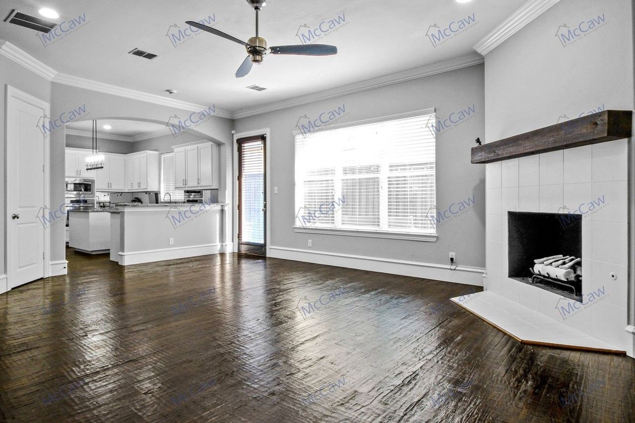 857 N Glasgow Dr #B - Photo 4 of 19