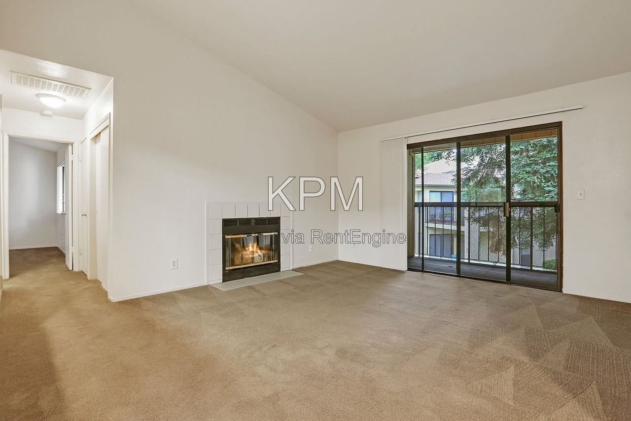 1691 W Swain Rd #6 - Photo 7 of 27