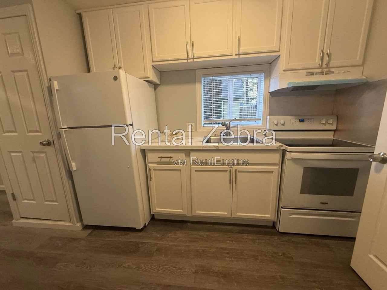 8301 Trout Ave #9 - Photo 6 of 16