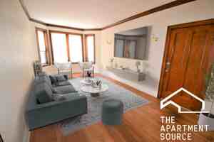 featured image of 4830 W Addison St #2S