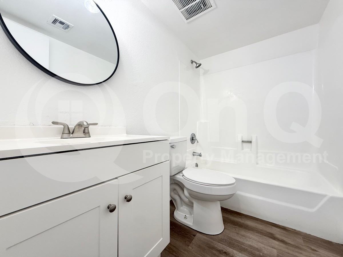 2801 E Marconi Ave #101 - Photo 5 of 19