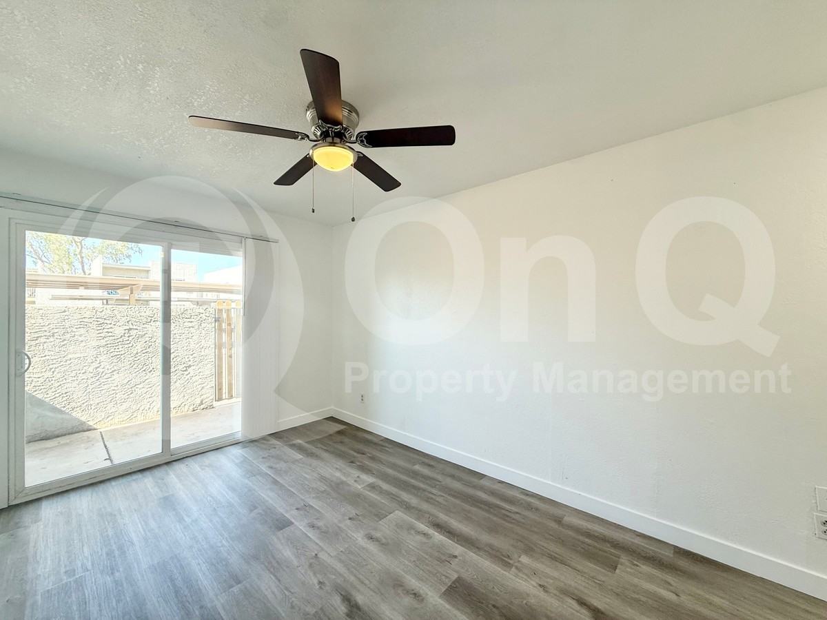 2801 E Marconi Ave #101 - Photo 6 of 19
