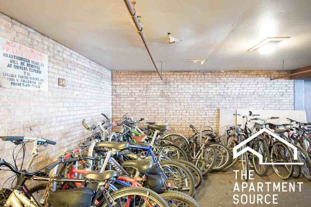 3710 N Pine Grove Ave #215 - Photo 5 of 11