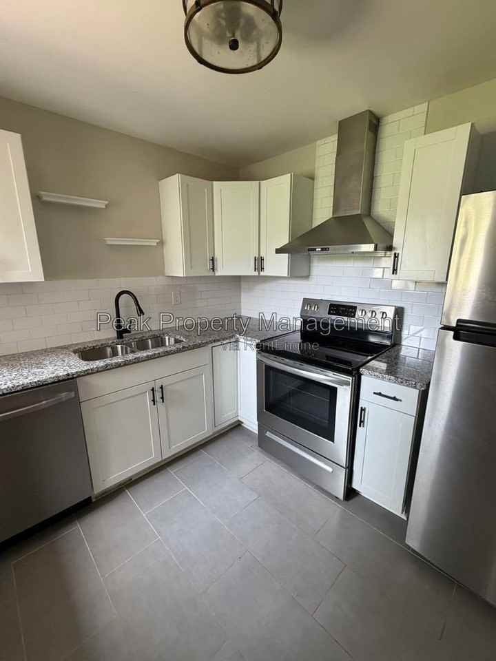 5613 Indigo Rd - Photo 5 of 26