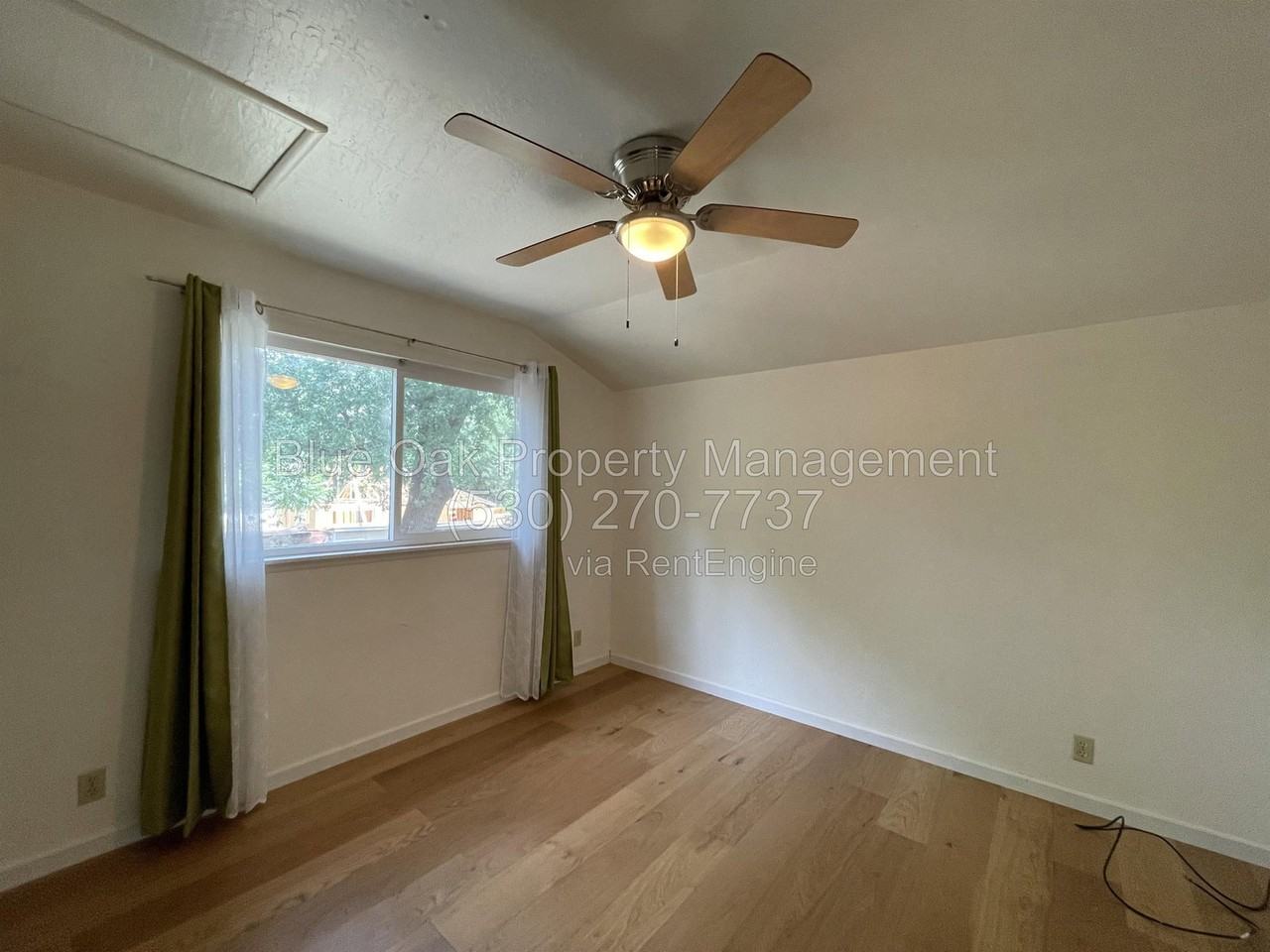 1021 Alder St #B - Photo 5 of 6