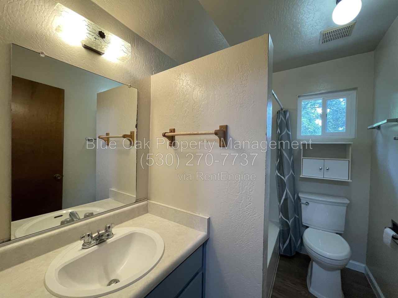 1021 Alder St #B - Photo 6 of 6