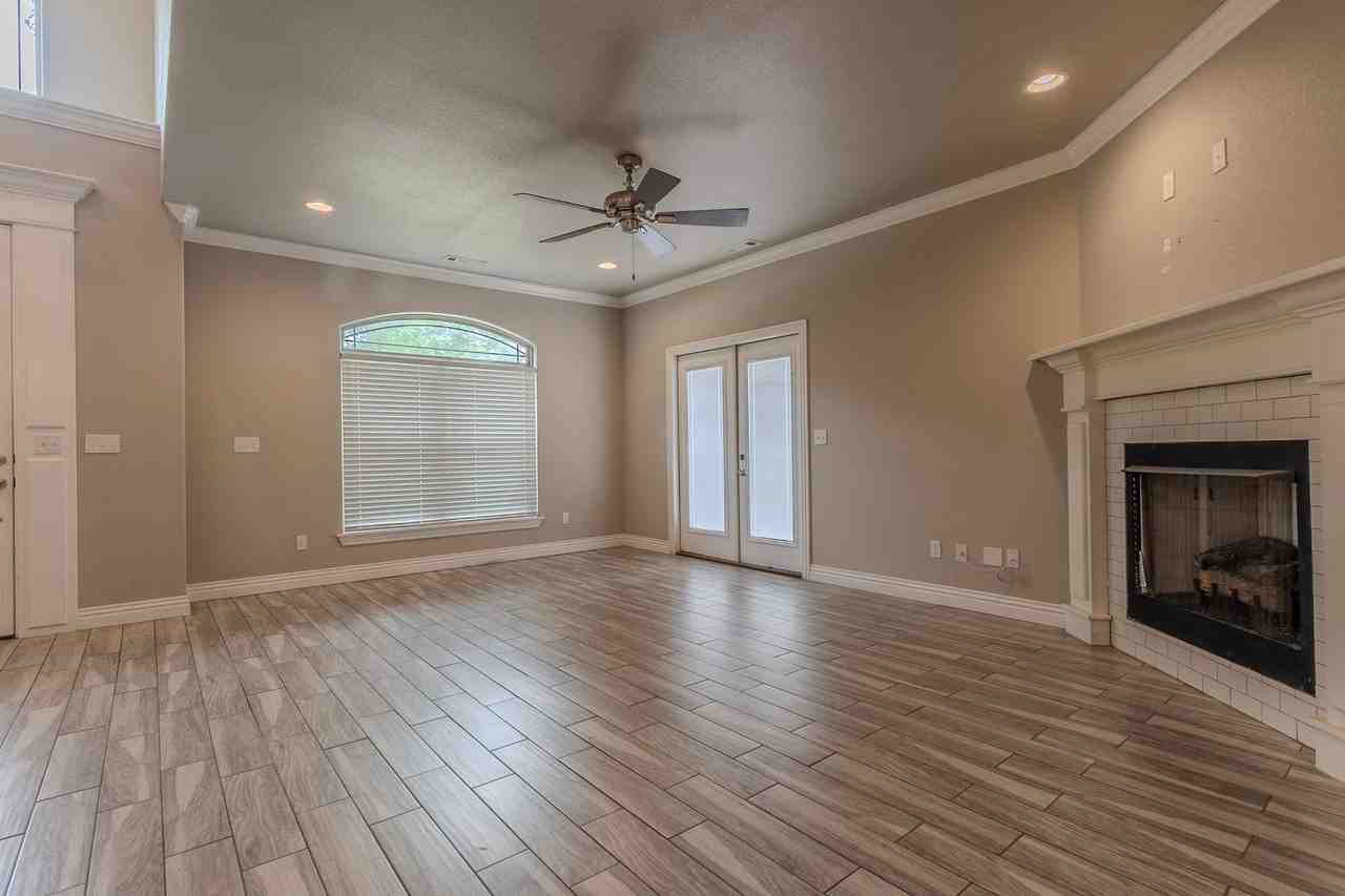 545 N Salem Rd - Photo 3 of 30