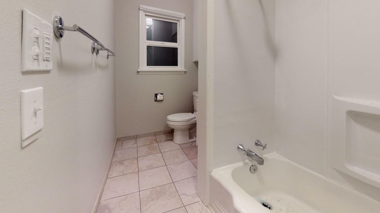 509 Avenue C #1 - Photo 3 of 11