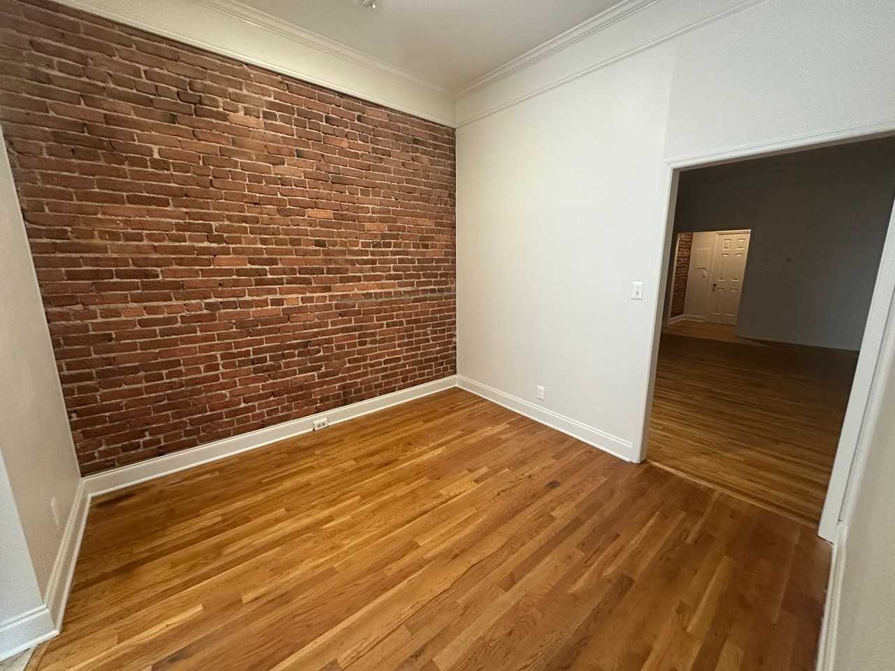 587 Cherry St #4 - Photo 2 of 13