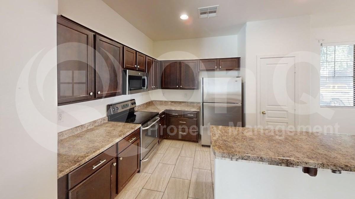 3834 E Santa Fe Ln - Photo 5 of 28