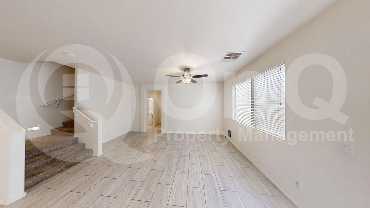 3834 E Santa Fe Ln - Photo 7 of 28