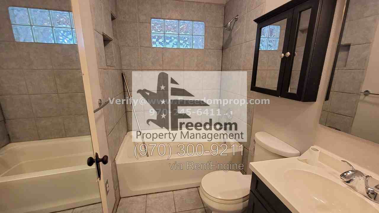 1540 Main St - Photo 6 of 8