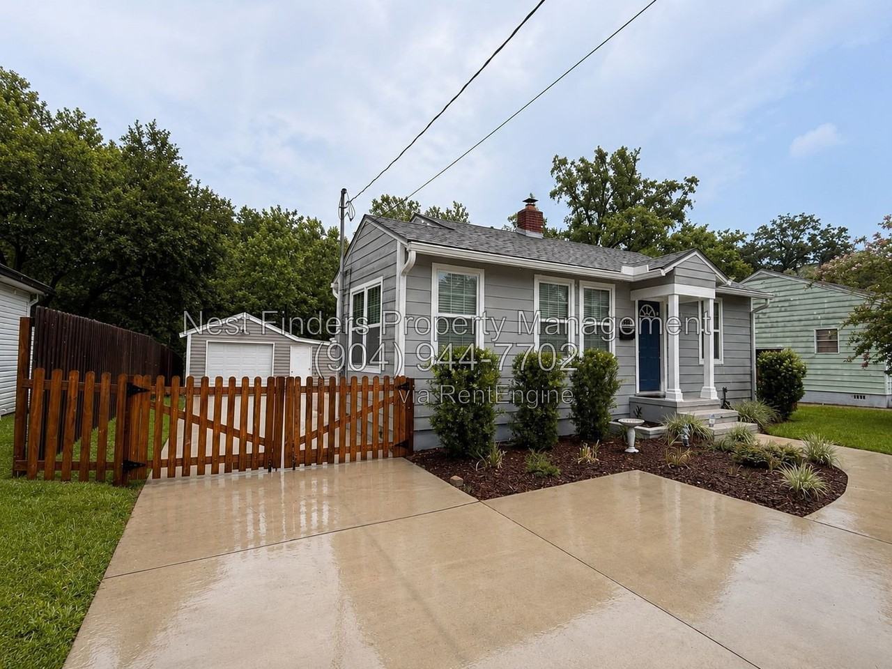 1293 Hamilton St - Photo 4 of 24