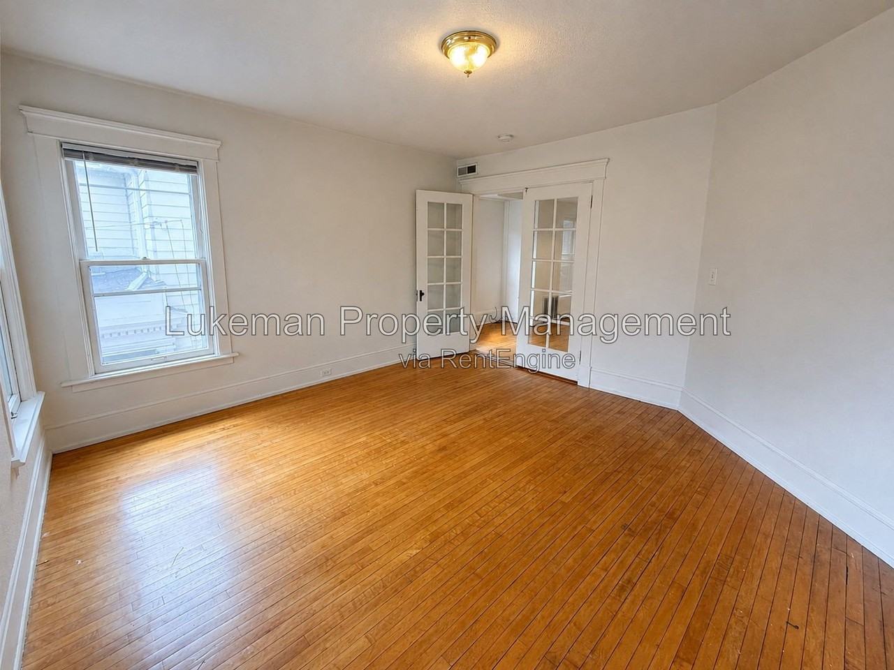301 Douglas Ave #4 - Photo 4 of 7
