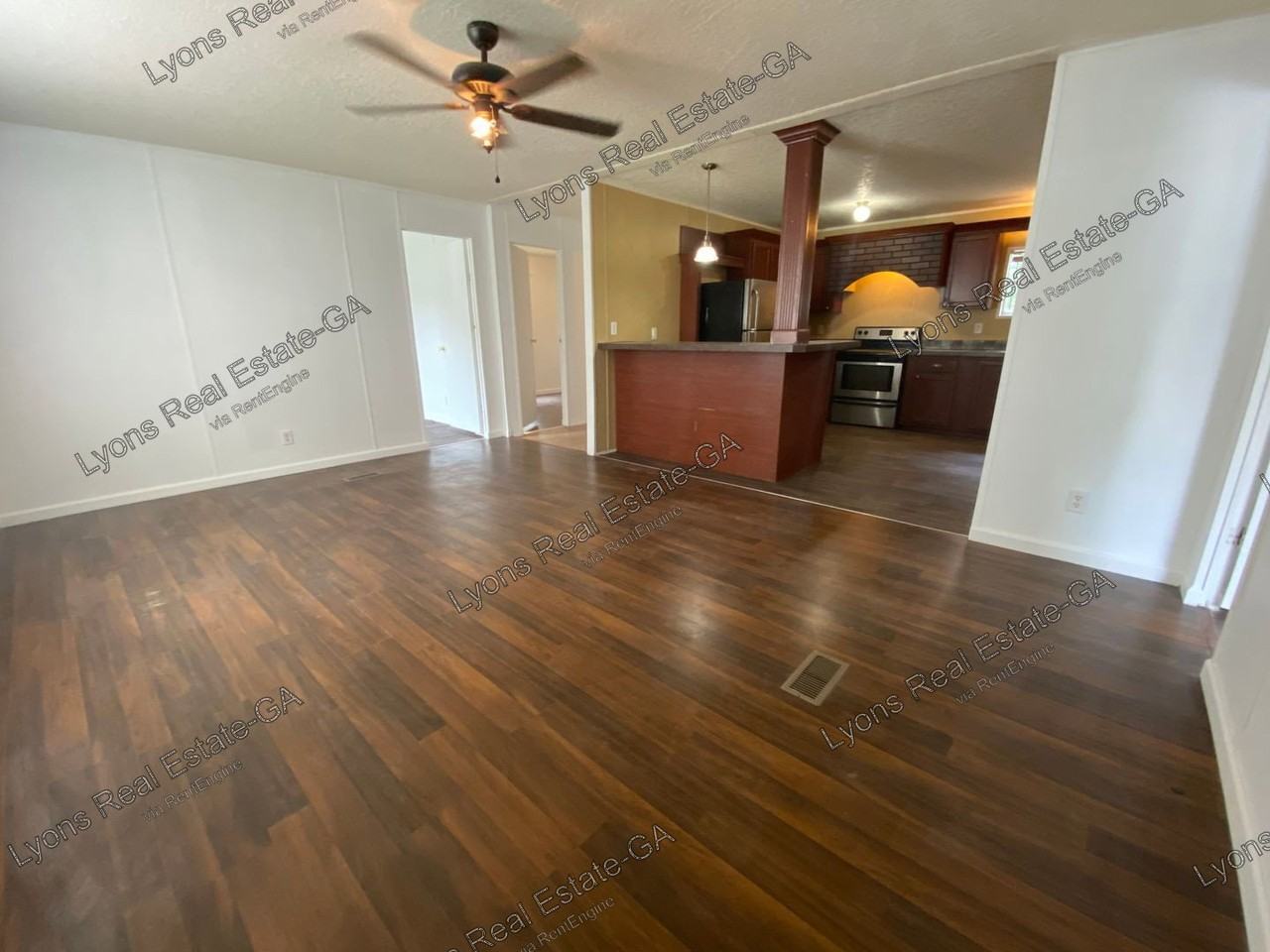 1908 Mell Ave - Photo 4 of 17