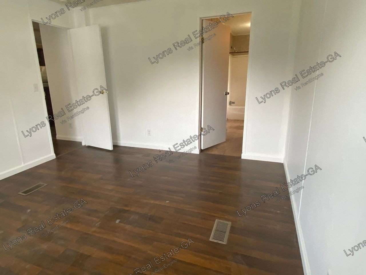 1908 Mell Ave - Photo 6 of 17